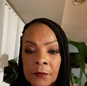 Meet your Posher, Ramona